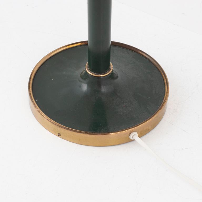 Josef Frank, bordslampa, modell 2466, Firma Svenskt Tenn.