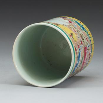MUGG, porslin. Qing dynastin 1700-tal.