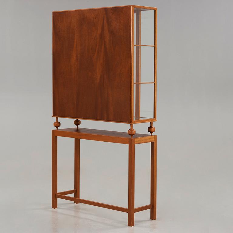Josef Frank, a mahogany showcase cabinet, Svenskt Tenn, model 2077.