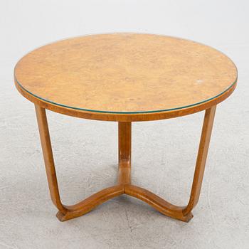 Coffee table, first half of the 20th century.