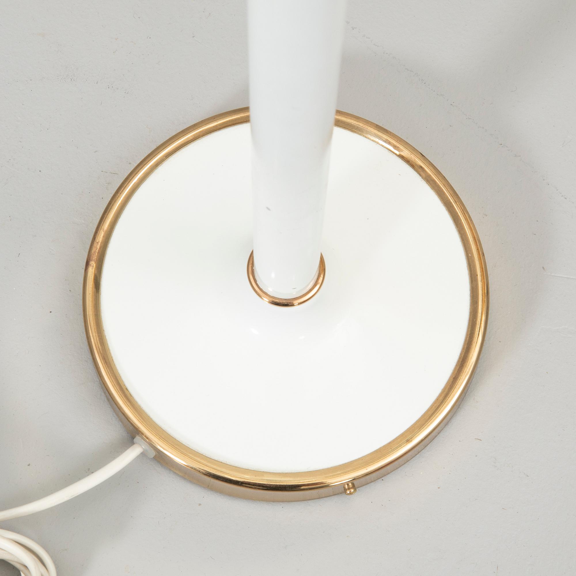 Josef Frank, Table lamp, model 2434, Firma Svenskt Tenn.