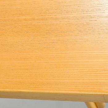 Alvar Aalto, matbord, mdell H94, 1900-talets slut.