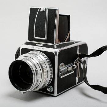 A camera from Hasselblad, model 1000F, 1950s.