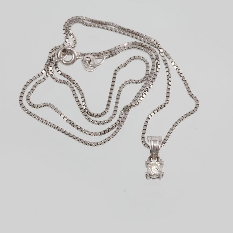 HÄNGE, 18K vitguld med briljantslipad diamant ca 0.20 ct. Vikt 4,2 gram.