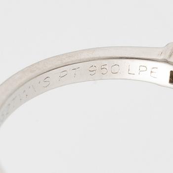 Ring platina med baguette- och runda briljantslipade diamanter, Emma Engelbert.