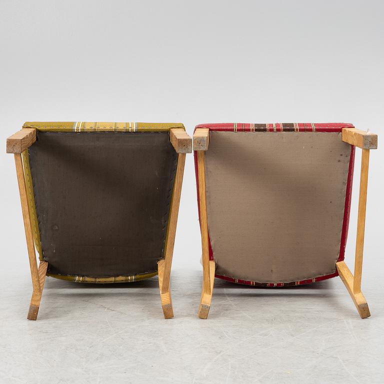 Henning Kjaernulf, matbord  med 10 stolar, 1960/70-tal.