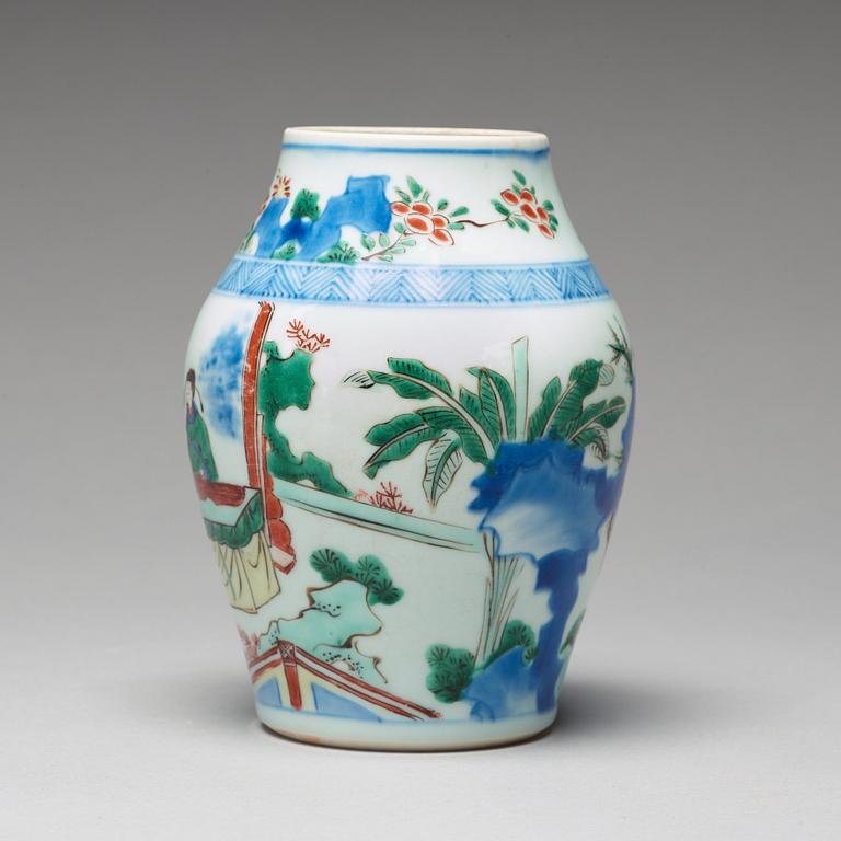 A Wucai Transitional jar, 17th Century.