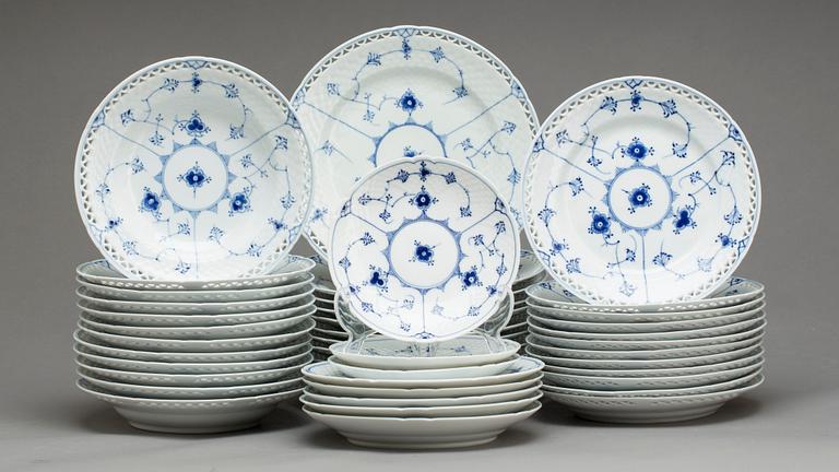 SERVIS, 75 dlr, "Blå malet", Bing o Gröndahl, porslin, 1900-talets andra hälft.