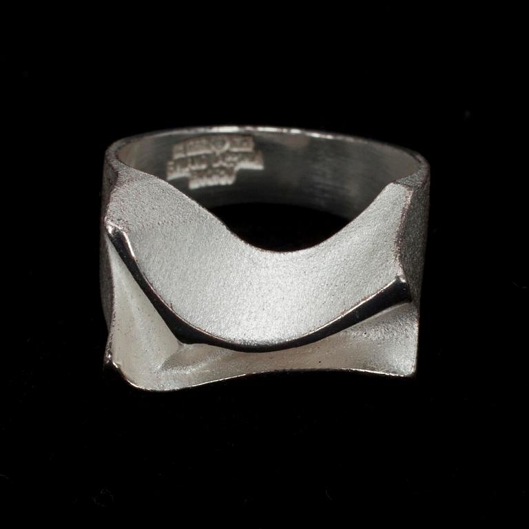 RING, silver, "Sirene", Lapponia, Björn Weckström 1974. Vikt 8,9 g.