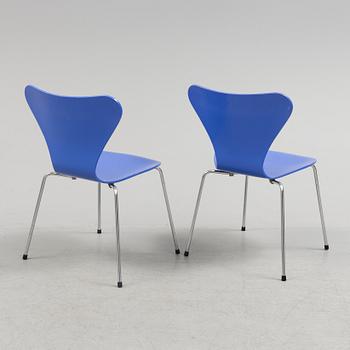 ARNE JACOBSEN, STOLAR, 6 st, "Sjuan", märkta, Fritz Hansen, Danmark, 1980-tal.