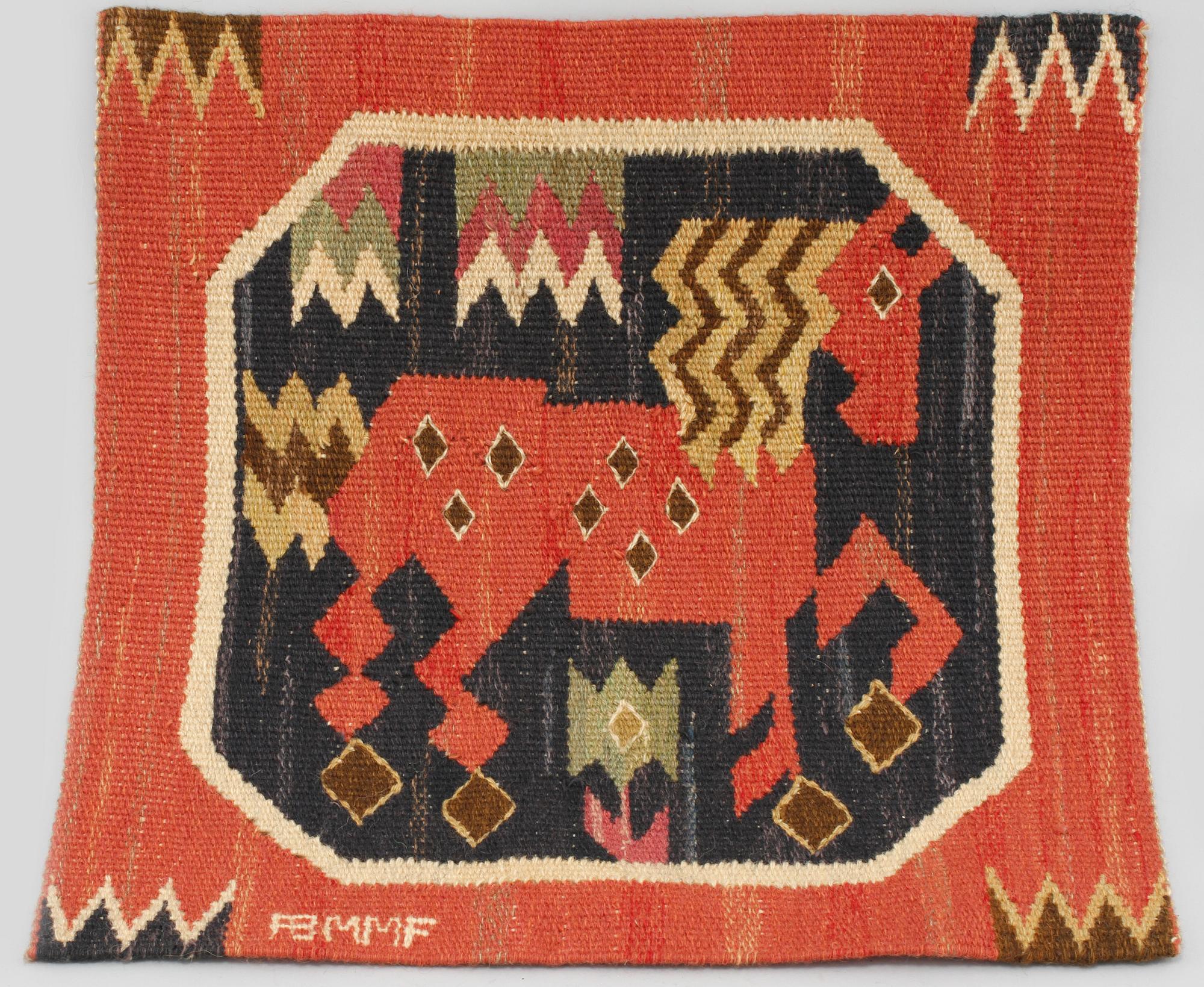 VÄVNAD, "Röd Häst", Märta Måås-Fjetterström, signerad AB MMF, 1900-talets andra hälft.