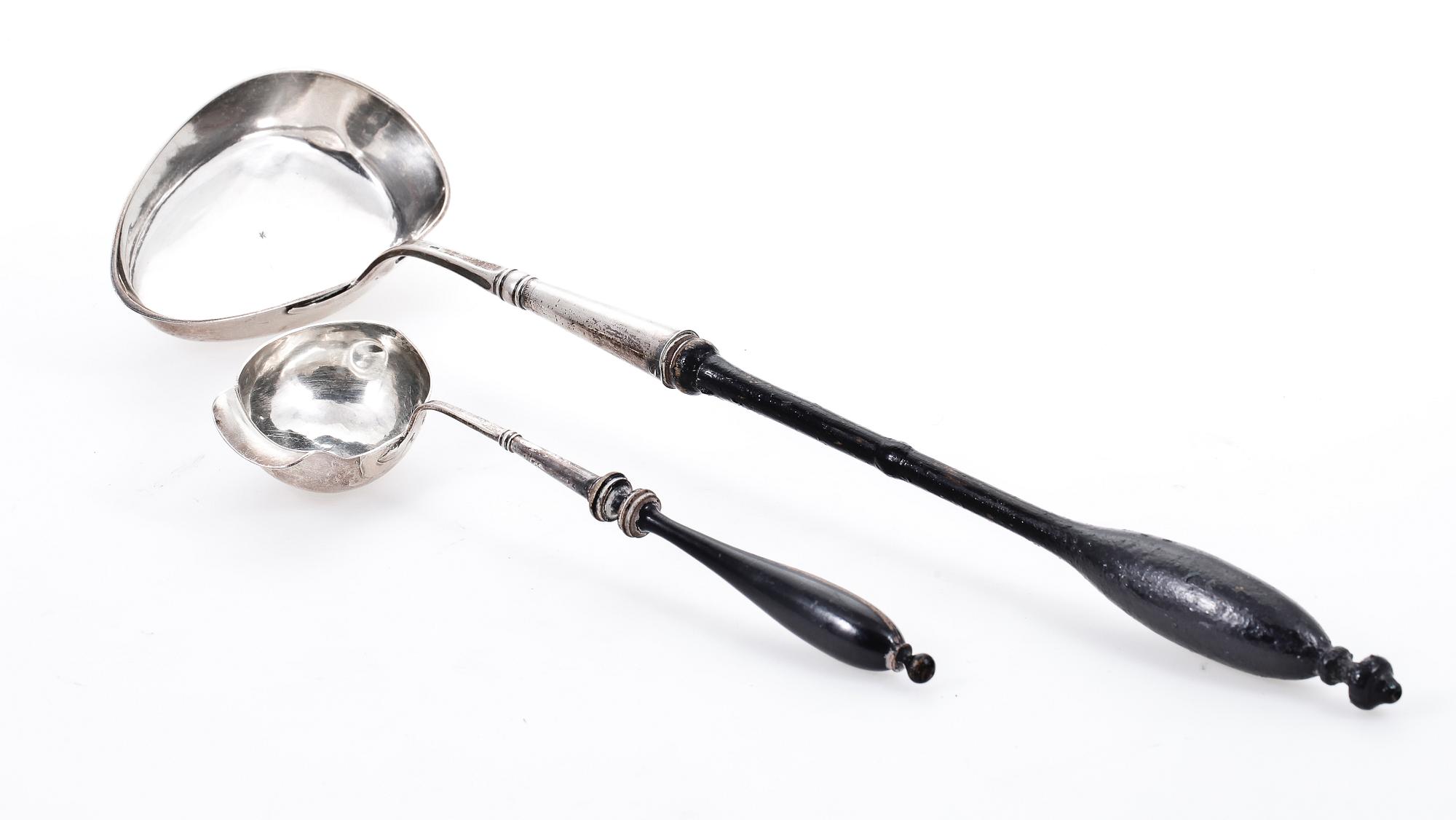 SOPP- SAMT SÅSSLEV, silver, bla Pehr Olof Hellsund, Karlstad. 1850-tal.