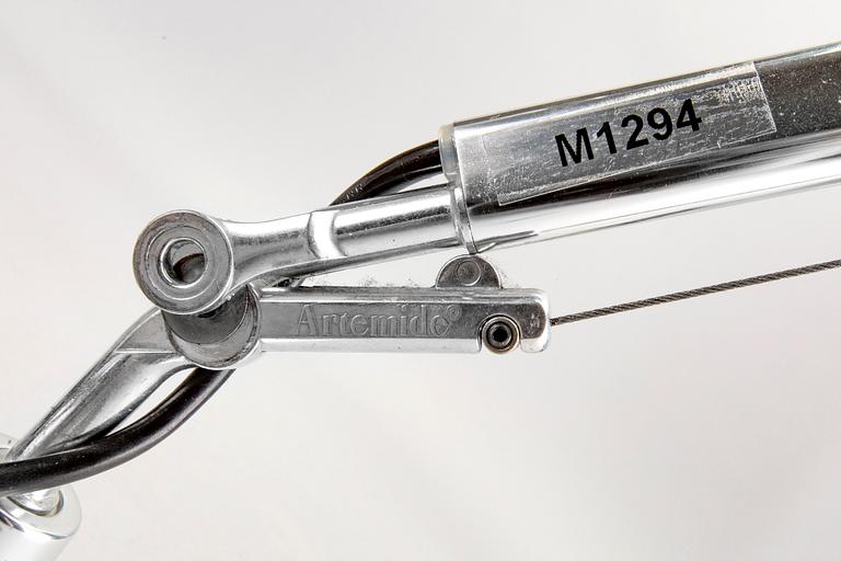 Michele De Lucchi & Giancarlo Fassina, bordslampor/golvlampor, ett par, "Tolomeo", Fassina, Artemide Italien.