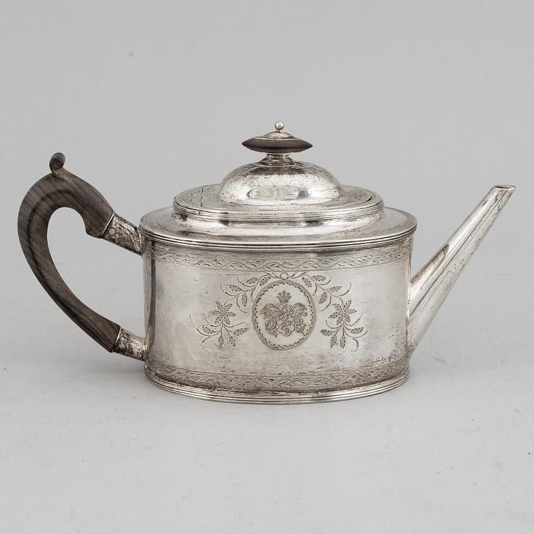 CHRISTIAN HOSOE, TEKANNA, silver. Köpenhamn, 1800.
