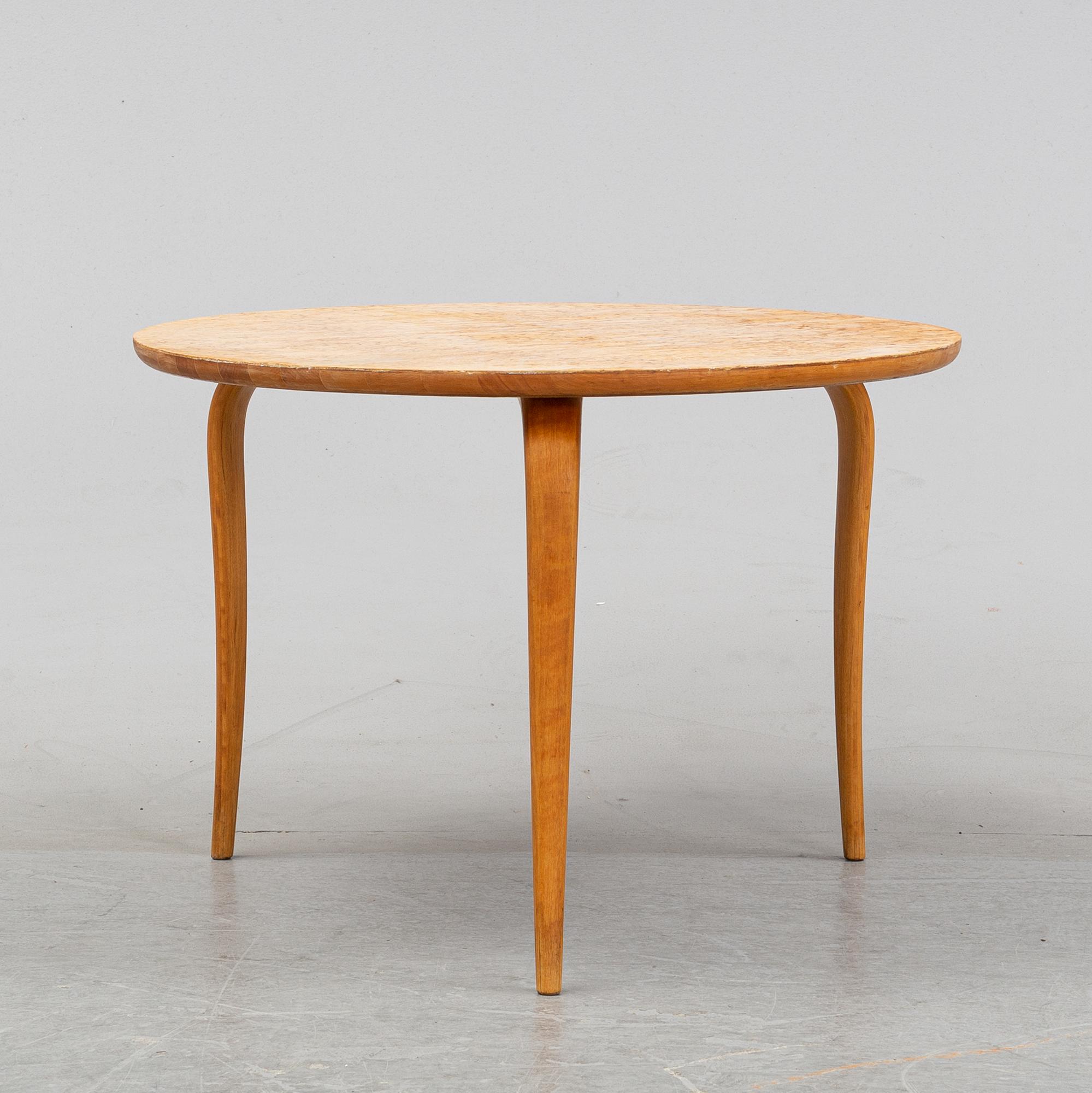 Bruno Mathsson, soffbord, "Annika", för Karl Mathsson, Värnamo.