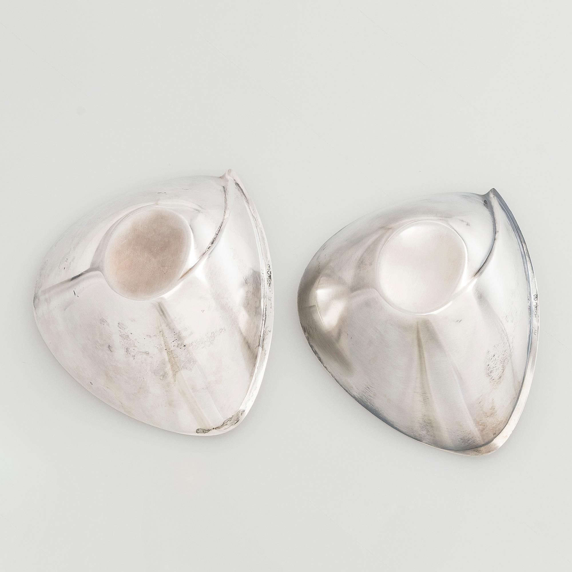 Tapio Wirkkala, A set of two silver bowls, Kultakeskus Hämeenlinna 1964 and 1965.
