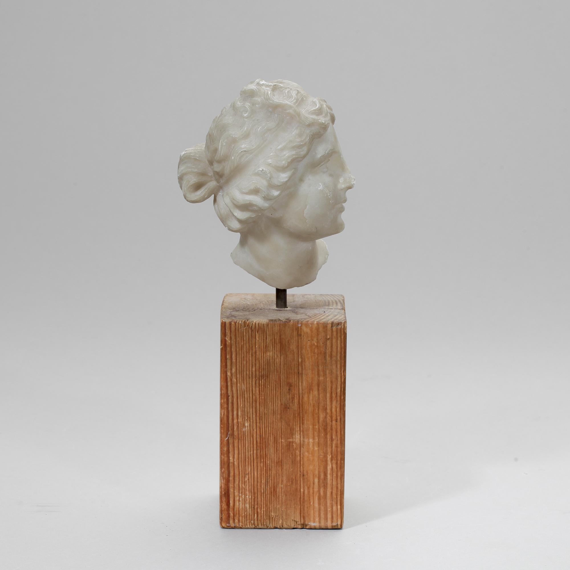 OKÄND KONSTNÄR, skulptur, marmor. Troligen 1800-tal.