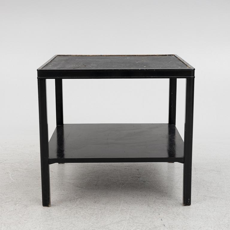 Svenska Möbelfabrikerna, a table model "800/2", Bodafors, 1930s.