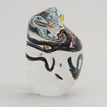 Ulrica Hydman-Vallien, a signed glass sculpture, Kosta Boda, 1998.