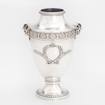 A. Risler & Carré, vas, silver, Paris. Kring 1900.