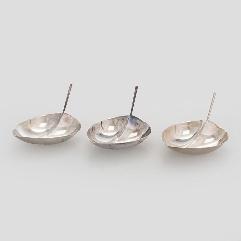 Tapio Wirkkala, Three 'TW 4' silver bowls, Kultakeskus, Hämeenlinna 1959, 1958, and 1961.