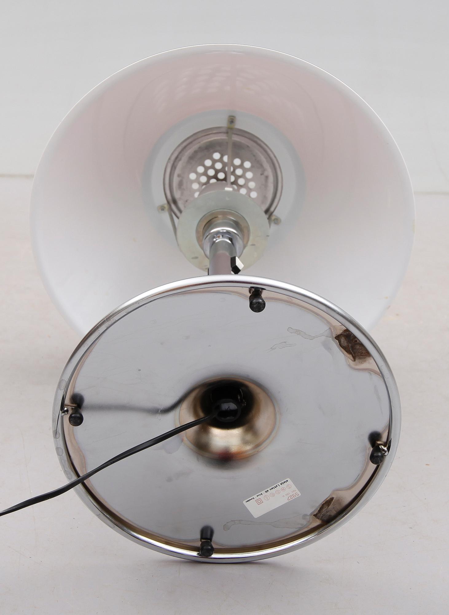 BORDSLAMPA, Atelje Lyktan, Åhus, 1900-talets andra hälft.