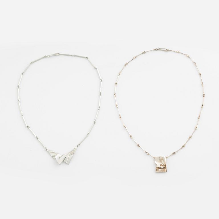 Lapponia, Smyckesset, örhängen 2 par, collier 2 st, samt  armlänk, silver.