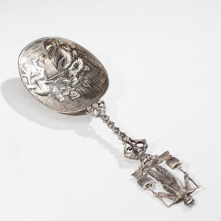 SKED, silver, Schoonhoven, Holland. Svenska kontrollstämplar, 1900-talets första hälft. Vikt 76,5 g.