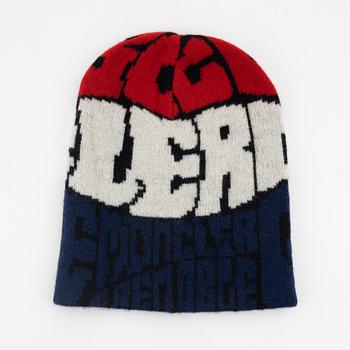 Moncler, A knitted hat.