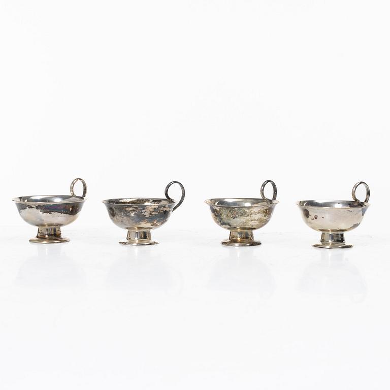 Punch mugs, 4 pcs, silver, Guldvaruhuset Aktiebolag, Stockholm 1949.