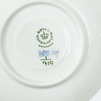 Royal Copenhagen, coffee service, 46 pieces, “Musselmalet Halvblonde”, Denmark.