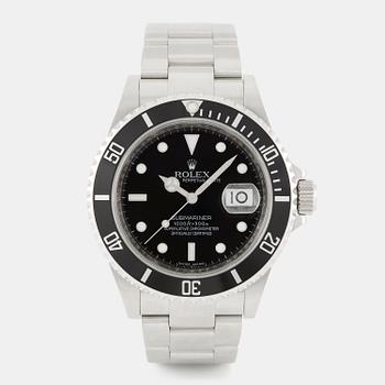1098. Rolex, Submariner, "Engraved Rehaut", ca 2009.