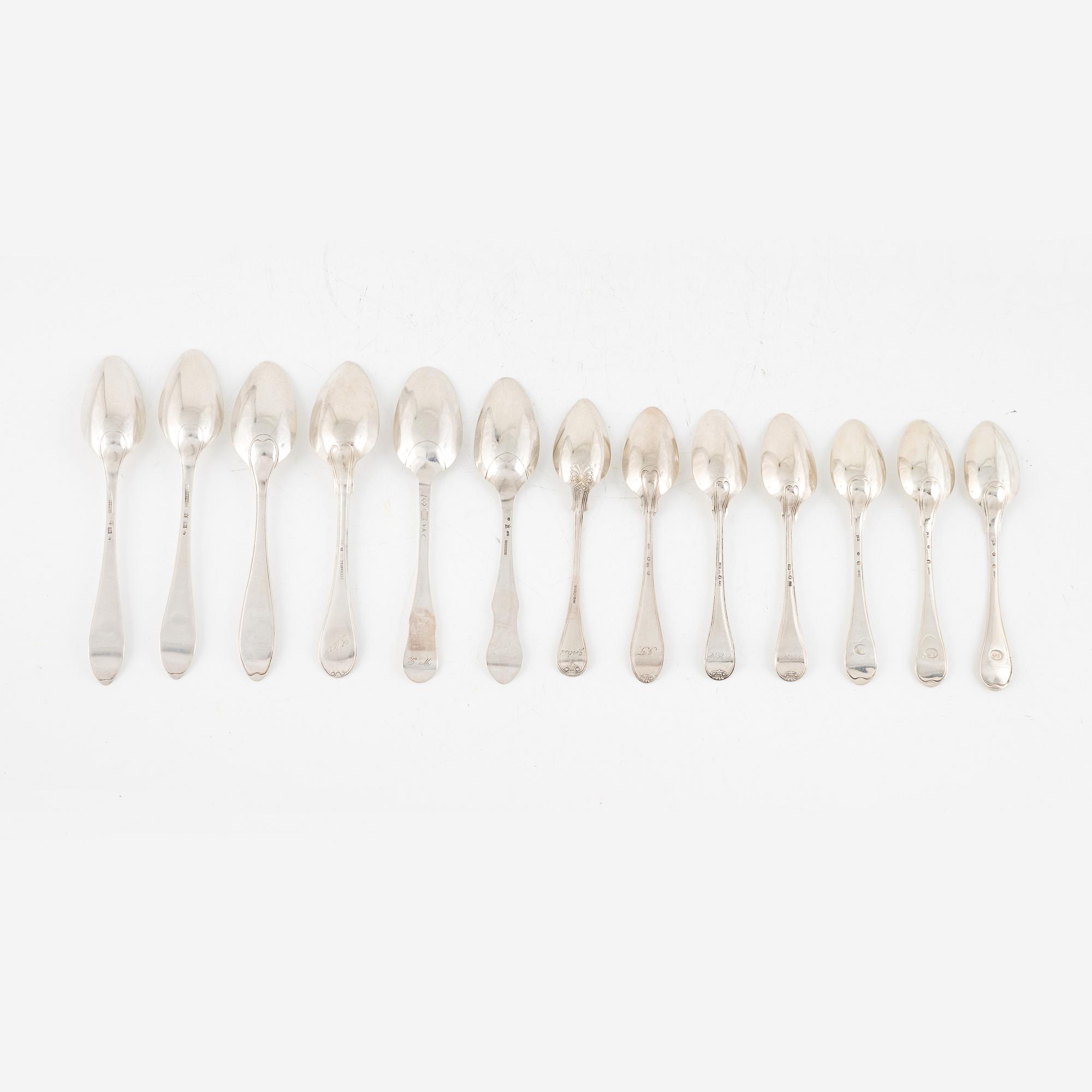 Skedar, 13 st, silver, bl.a. Gustaf Folcker, Stockholm 1825.