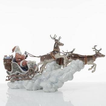 Alfredo Llorens, "Santa's midnight ride", Lladró, Spain.