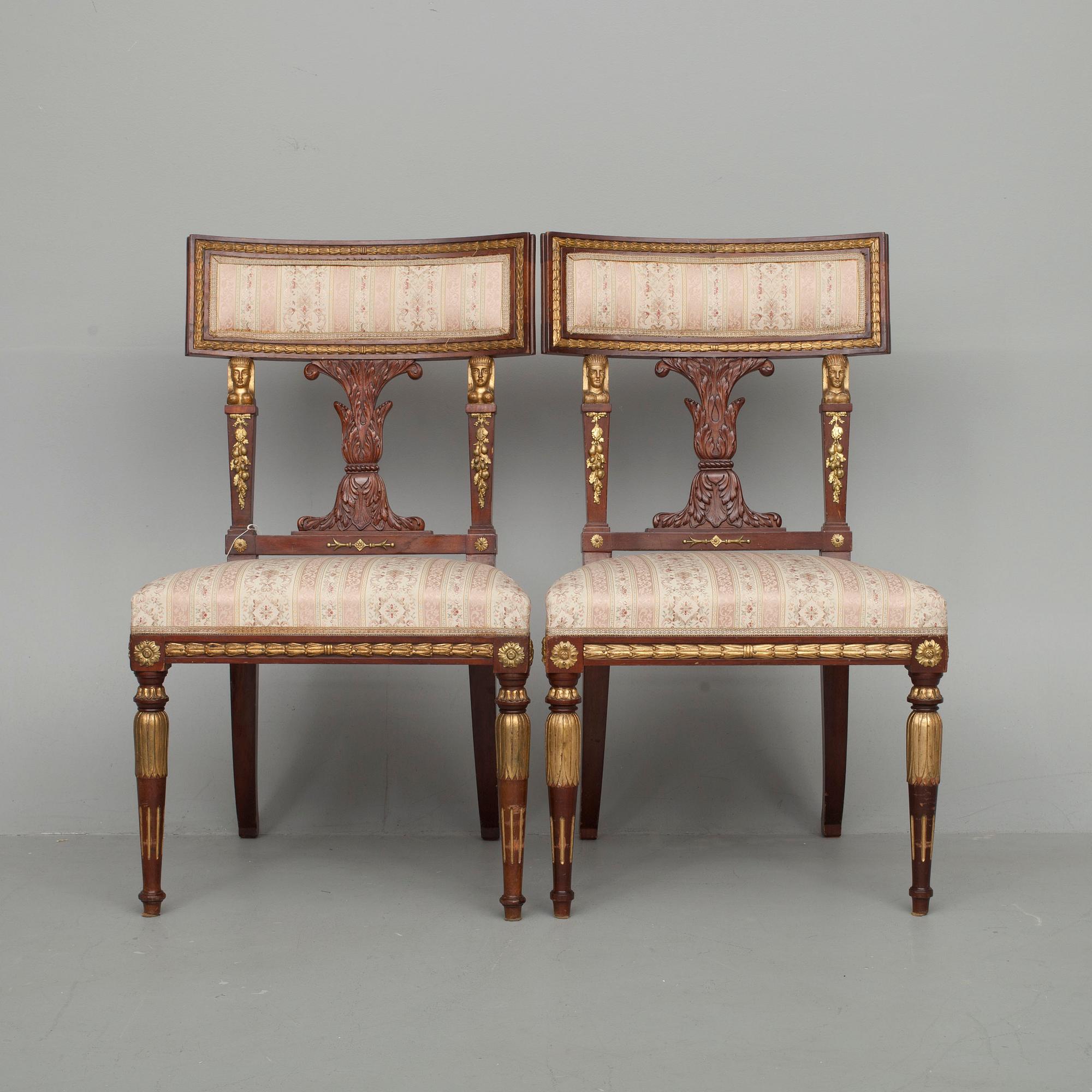 STOLAR, ett par, sengustaviansk stil, sekelskiftet 1800/1900.