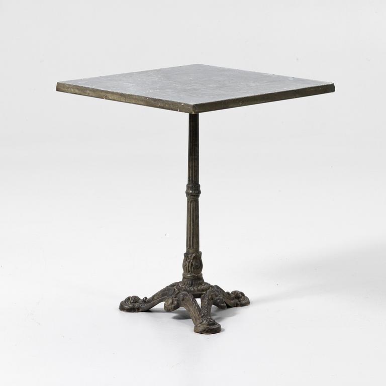 Cafébord/ Trädgårdsbord, 1900-tal.
