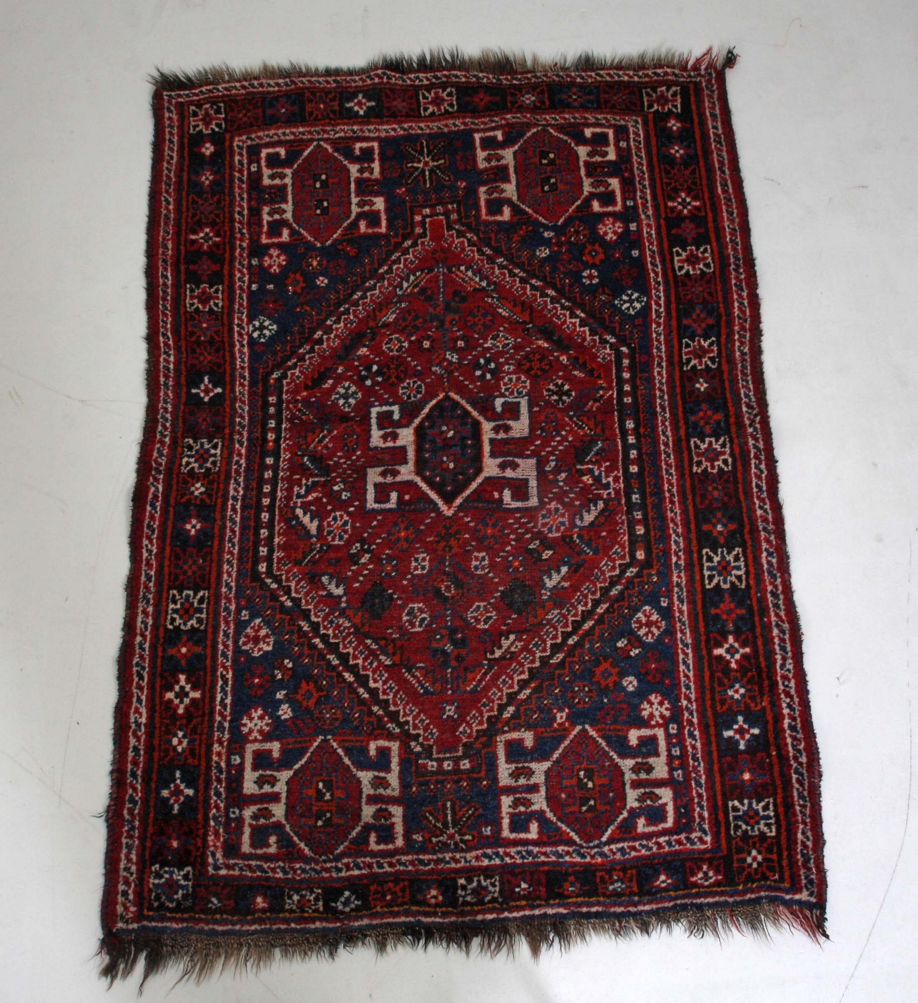 MATTA, orientalisk. 154 x 109.