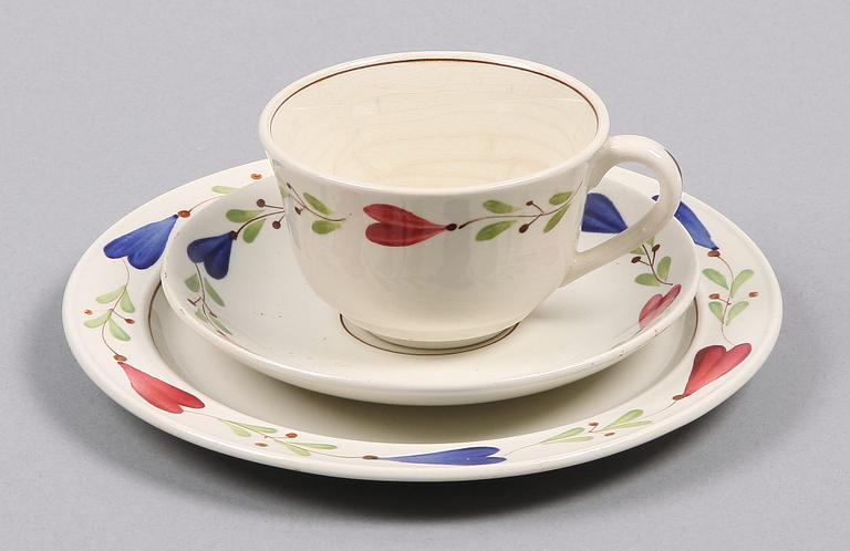 SERVISDELAR, ca 24 st, flintporslin, "Ranka" Stig Lindberg, Gustavsberg. Modellen formgiven mellan år 1942-1965.
