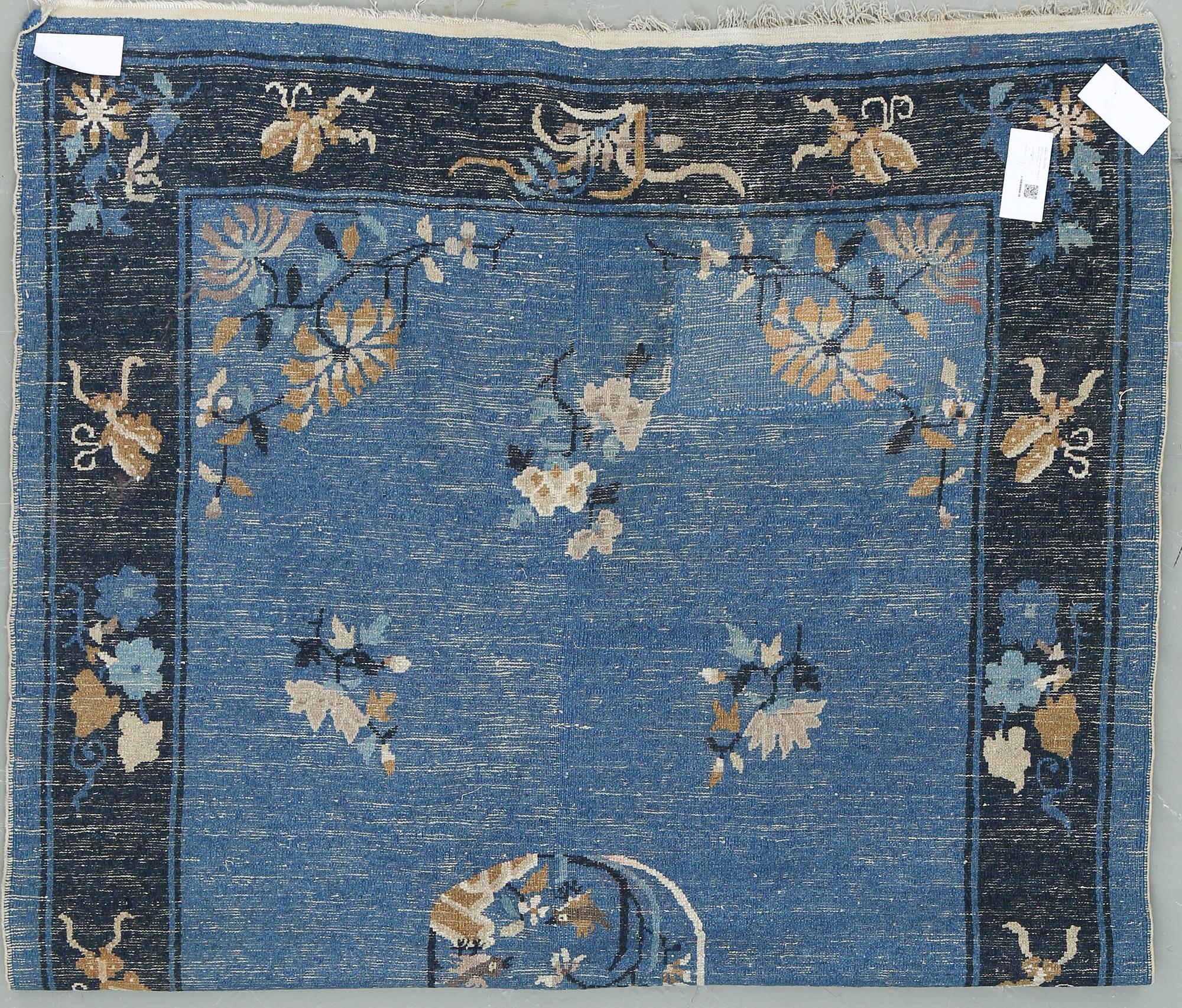 MATTA, semiantik Kina. Ca 204 x 121 cm.