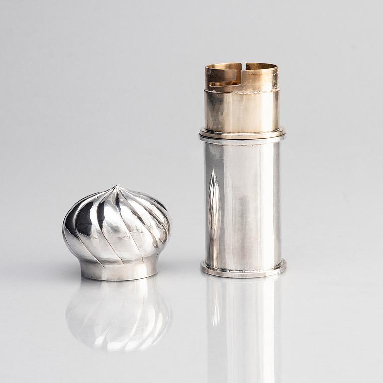 Anders Ericson, a silver, part gilt, pepper grinder, Kristianstad 1971.