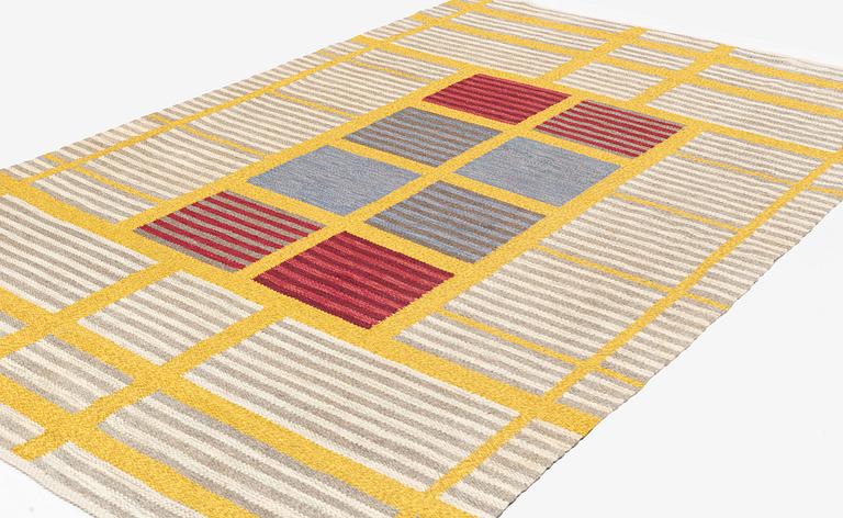 A carpet, flat weave, ca 300 x 194 cm, Sweden.