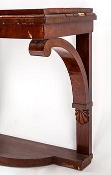 SPEGEL med KONSOLBORD, Karl Johan, 1800-talets första hälft.