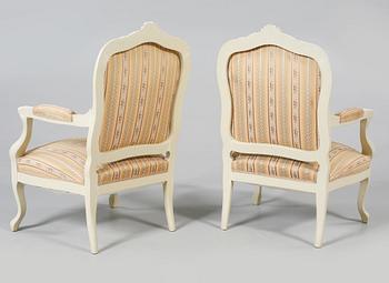 KARMSTOLAR, ett par, rokokostil, 1900-tal.