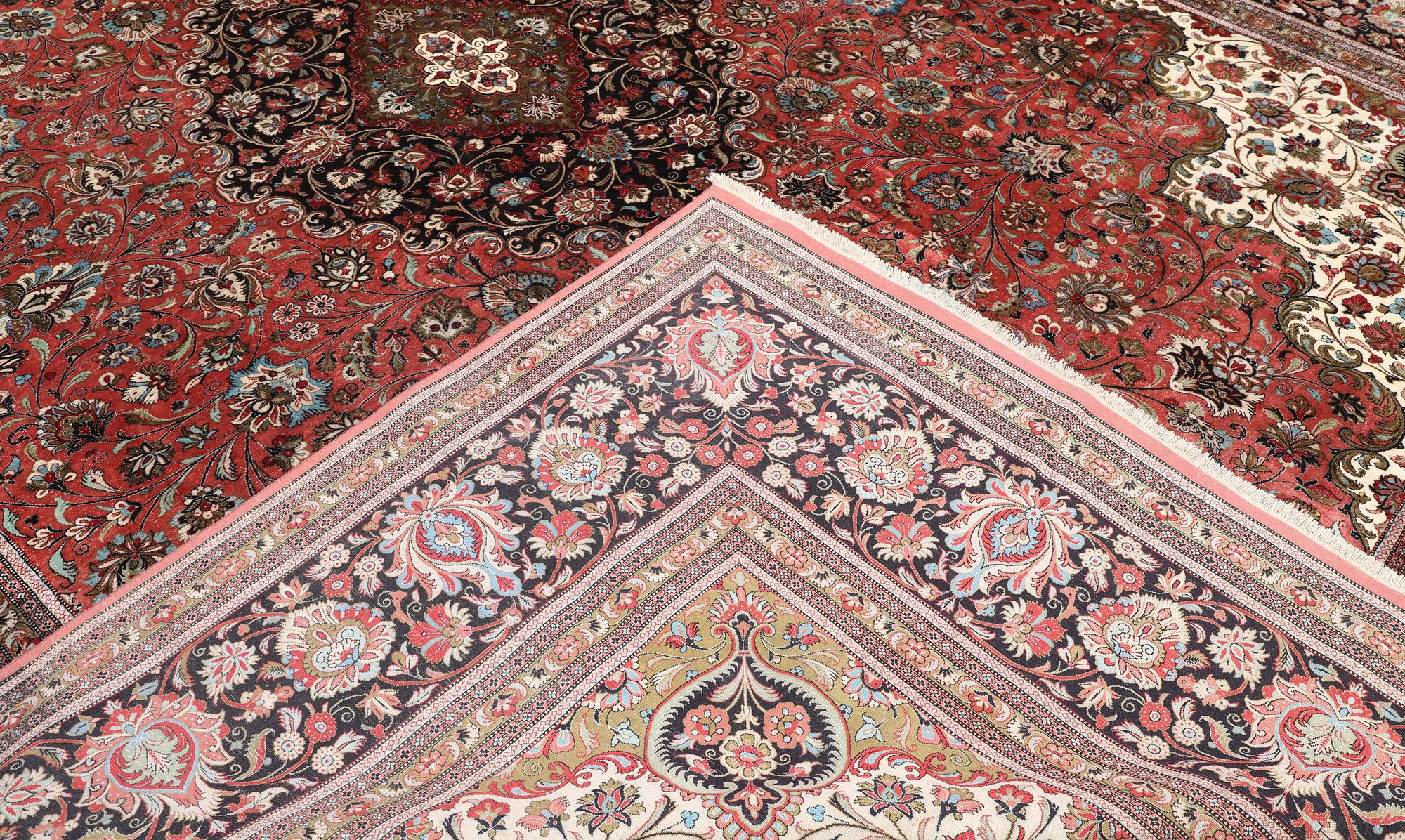 Rug, silk, Ghom, 424 x 307 cm.