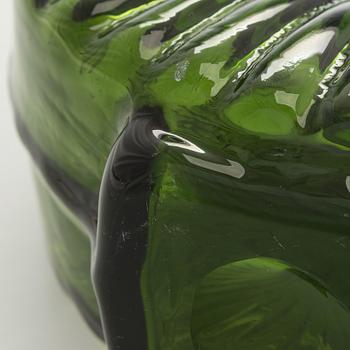 Helena Tynell, a 'Sun bottle' for Riihimäen Lasi Oy. In production 1964-1974.