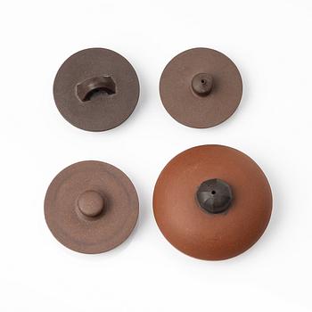 A group of four Chinese yixing teapots, 1970/80s.