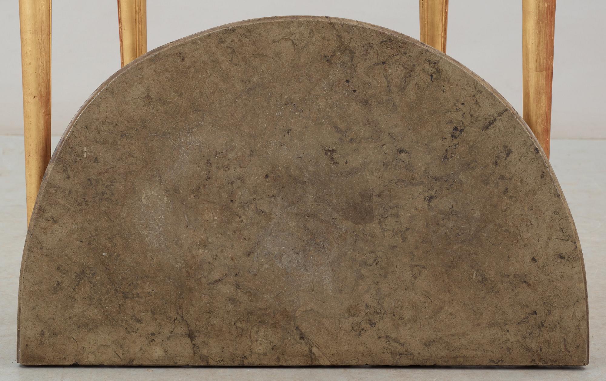 KONSOLBORD. Gustavianskt stockholmsarbete, 1700-talets slut.