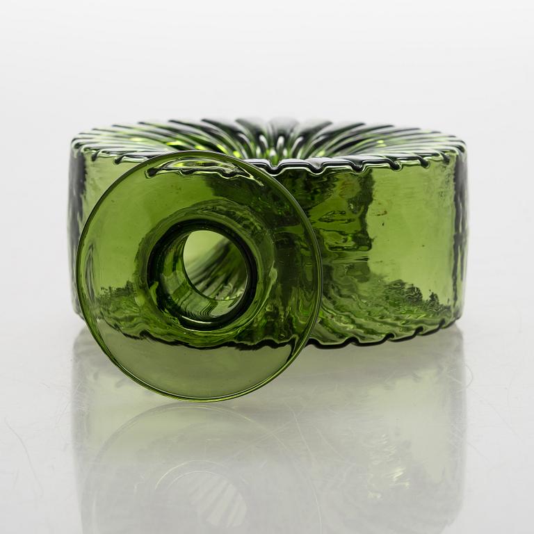 Helena Tynell, Sun bottle for Riihimäen Lasi Oy. In production 1964-1974.