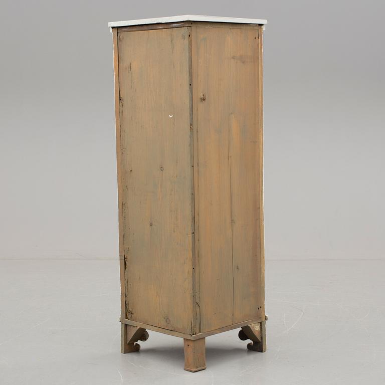 PIEDESTAL, gustaviansk stil, 1800-talets andra hälft.