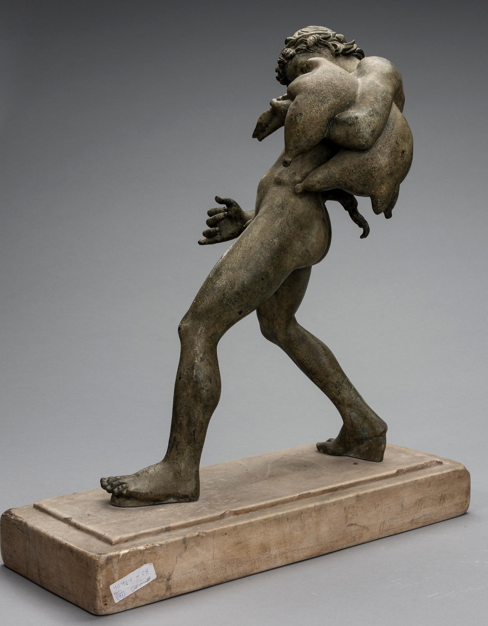 SKULPTUR, patinerad brons och sten, 1900-talets första hälft.